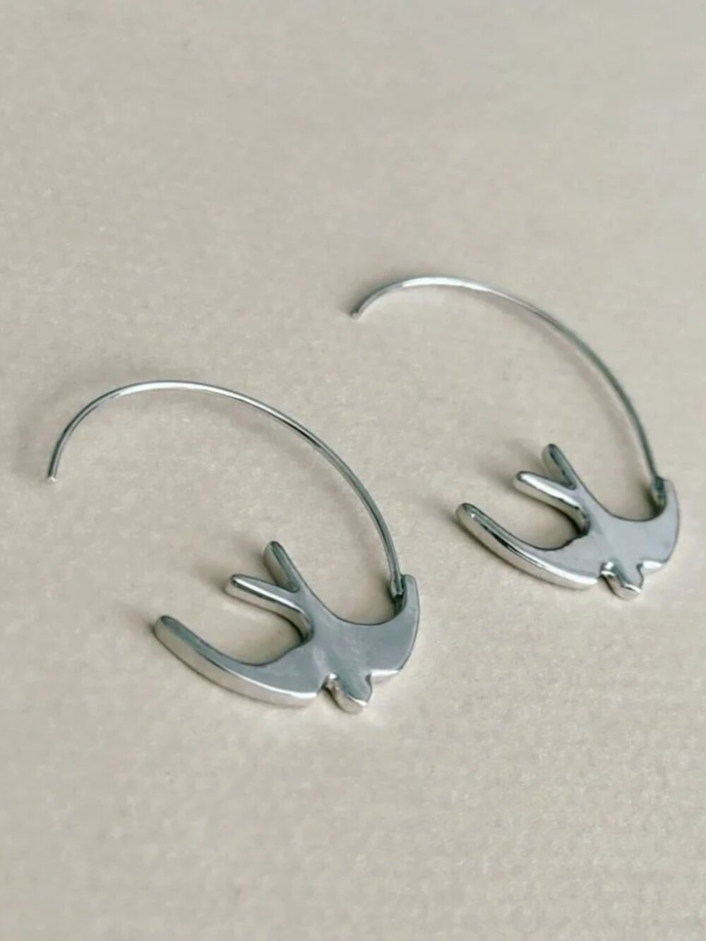 Bird Hoop Earrings2364 - Picture 4 of 4